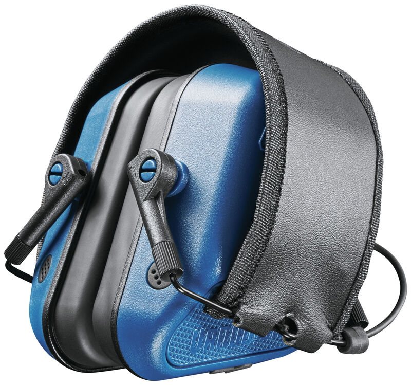 Vanquish_40979_PKG_BackPanelCompact